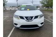 $8995 : 2016 Rogue SV thumbnail