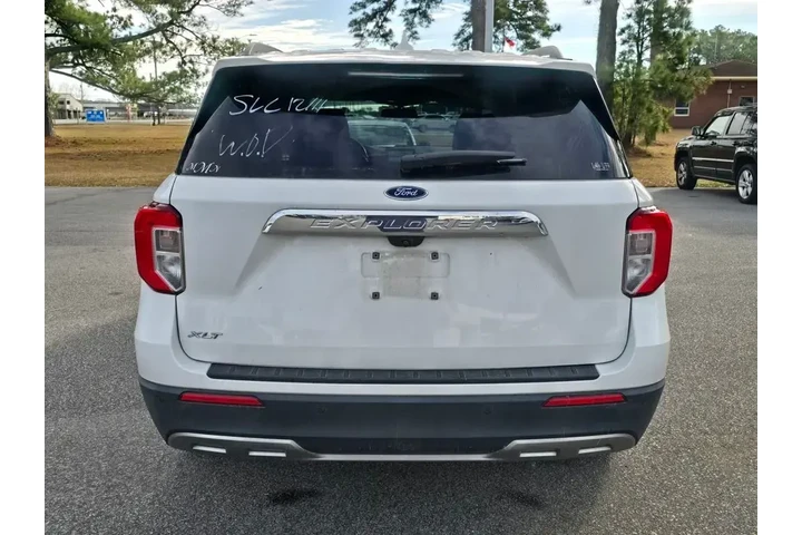 $18991 : Ford Explorer 2020 XLT 4dr S image 4