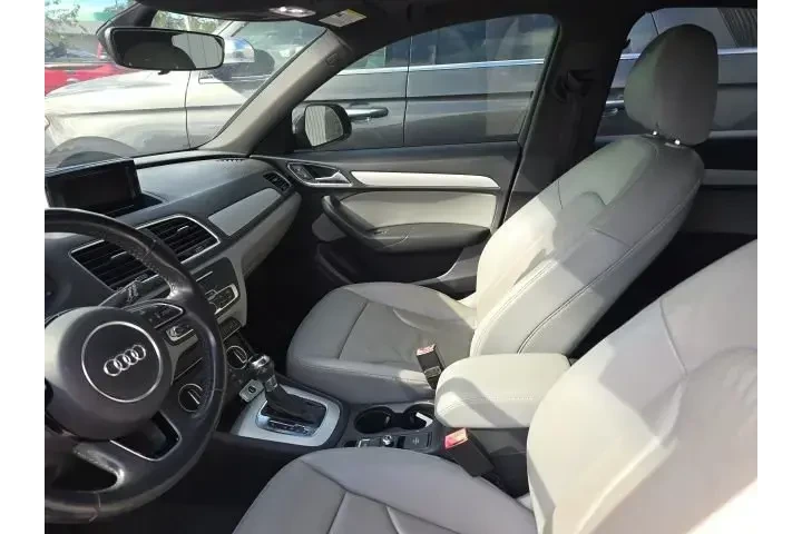 $13477 : Audi Q3 2018 2.0T Premium 4d image 6