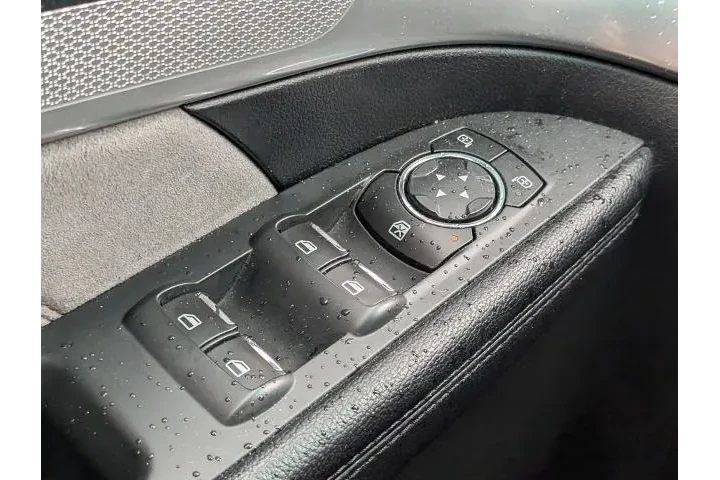 $12000 : Ford Explorer 2017 XLT 4dr S image 10