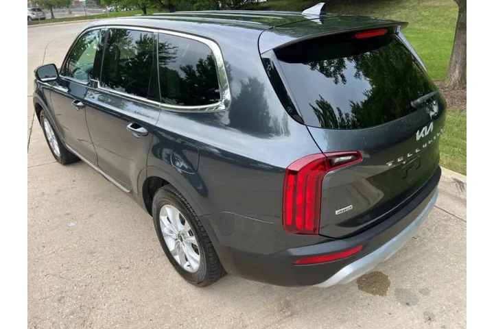 $15997 : 2022 Telluride LX image 5