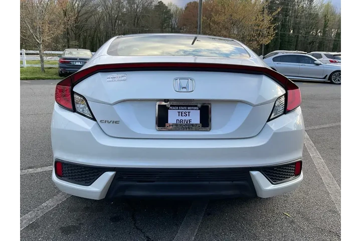 $13685 : Honda Civic 2020 LX 2dr Coup image 6