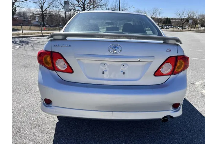 $7900 : 2010 Corolla S image 6