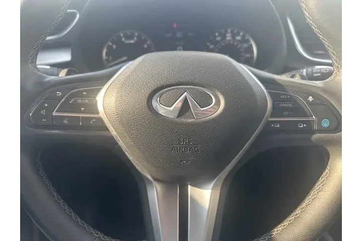 $28848 : INFINITI QX50 2022 AWD Essen image 10