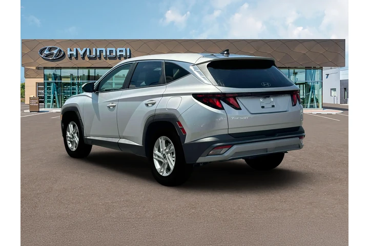 $27525 : Hyundai TUCSON 2025 SE 4dr S image 5