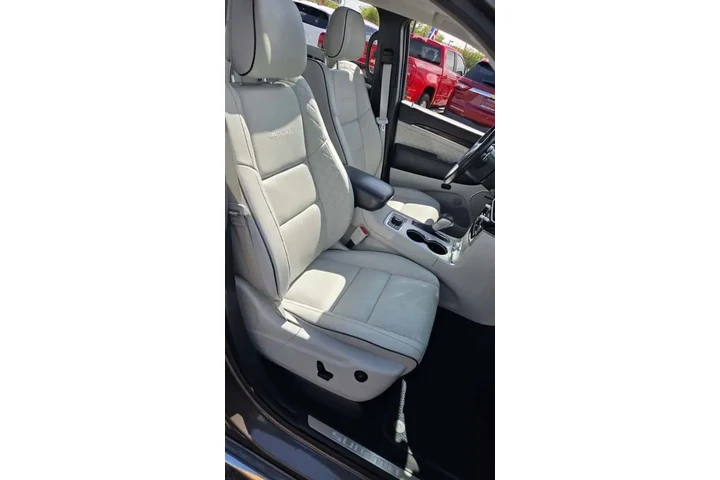 2020 JEEP GRAND CHEROKEE2020 image 8