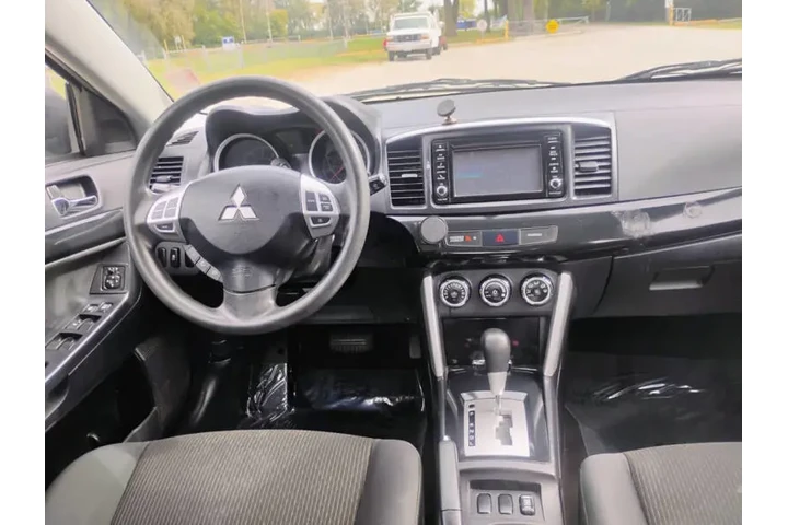 $8997 : 2017 Lancer ES image 10