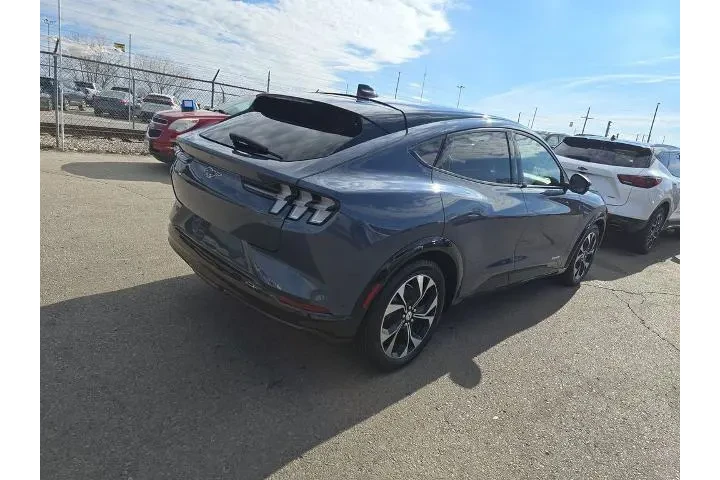 $19999 : Ford Mustang Mach-E 2021 Pre image 4