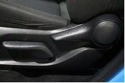 $26882 : Toyota RAV4 2021 AWD LE 4dr thumbnail