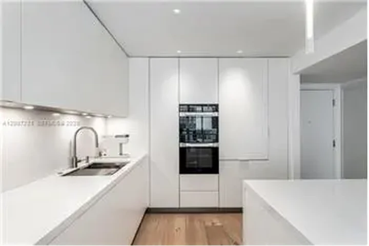 $11500 : Rental property with 1 bedro image 4