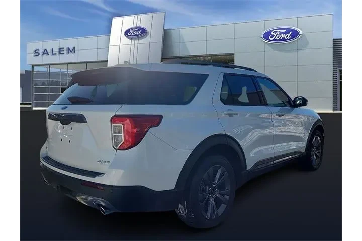 $30995 : Ford Explorer 2023 AWD XLT 4 image 3