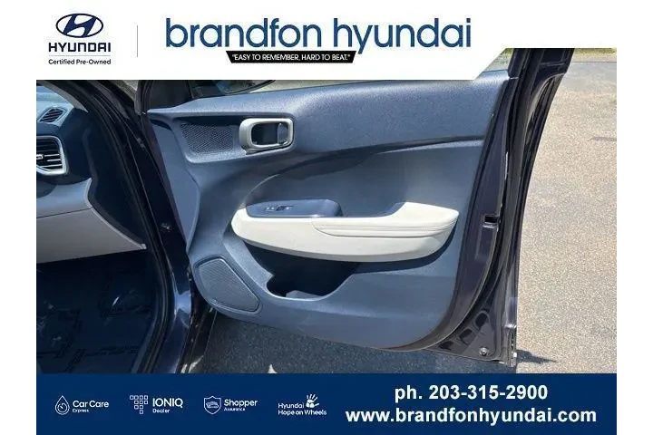 $20000 : Hyundai VENUE 2023 Limited 4 image 8