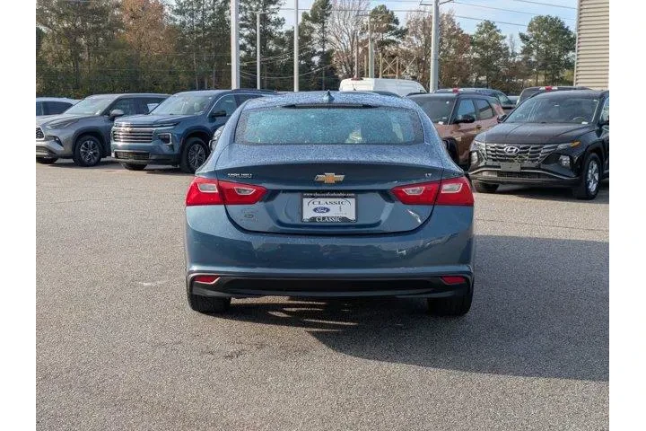 $18995 : Chevrolet Malibu 2024 LT 4dr image 6