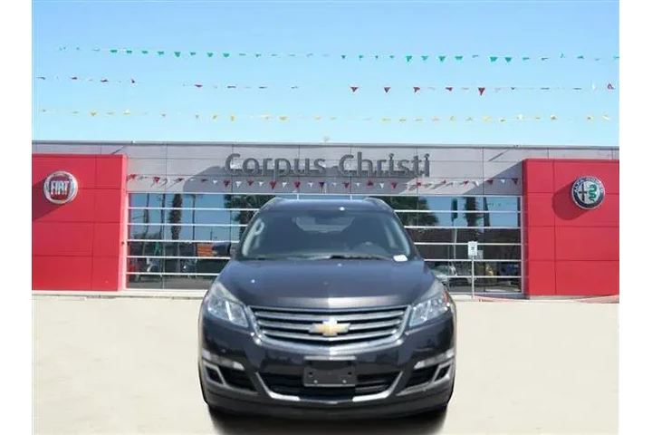 2016 Traverse LT image 3