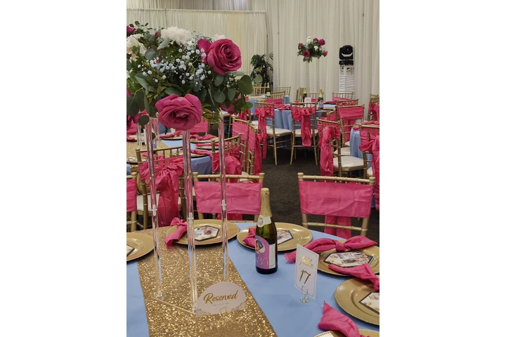 salon de fiestas en Gardena C image 2