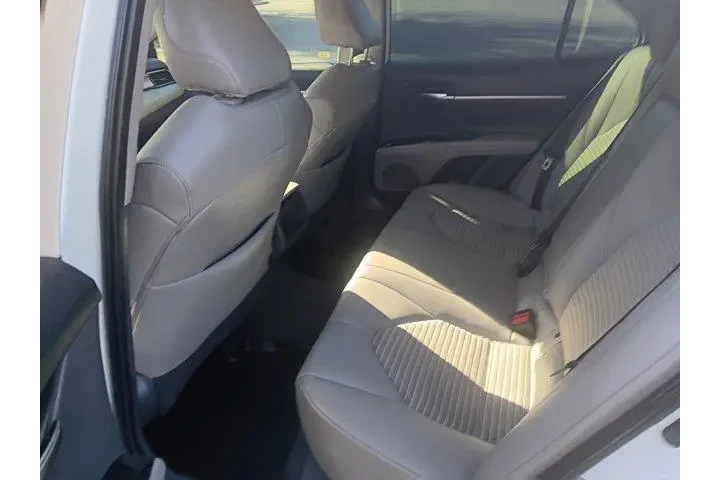 $17995 : Toyota Camry 2019 SE 4dr Sed image 8