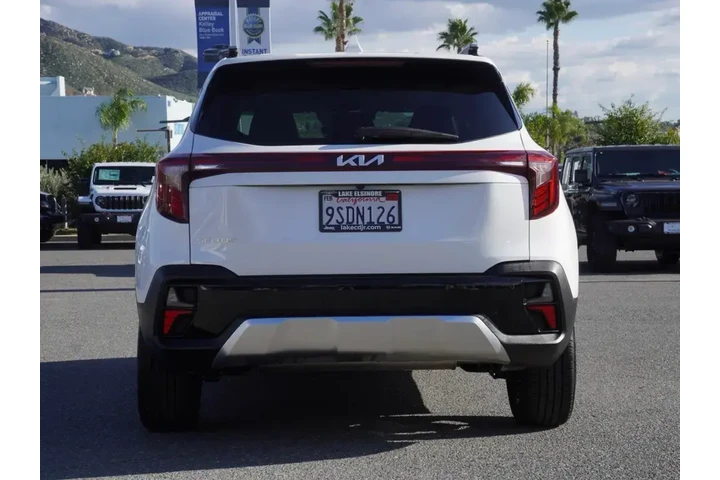 $24084 : Kia Seltos 2025 EX 4dr SUV image 5