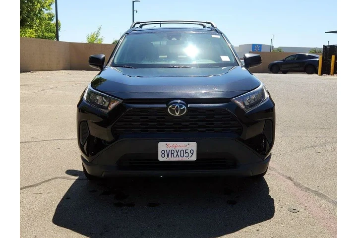 $22998 : Toyota RAV4 2021 LE 4dr SUV image 2