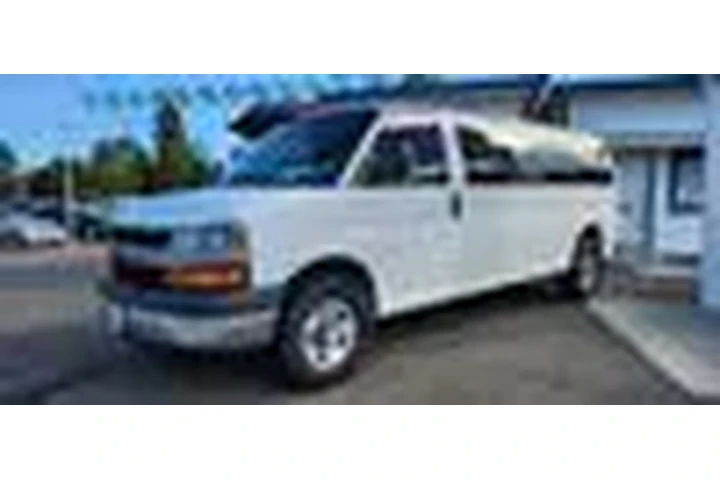 $12995 : 2013 Express image 3