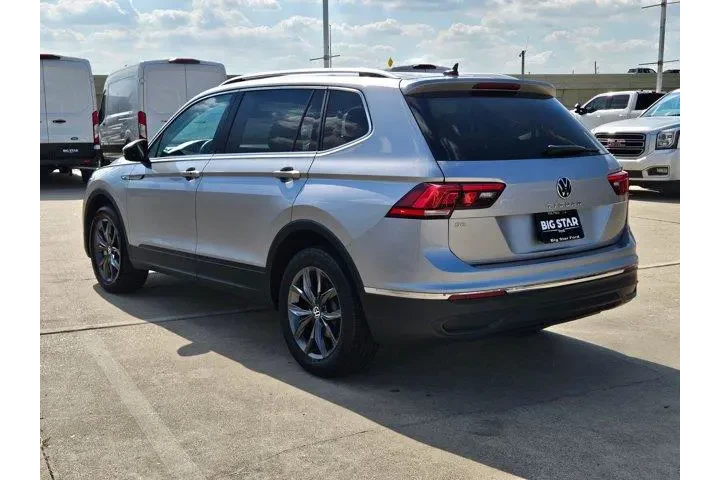 $20425 : Volkswagen Tiguan 2024 Wolfs image 5