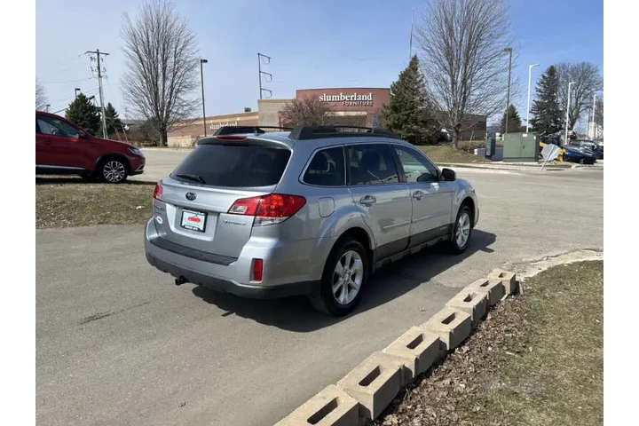 $9990 : 2013 Outback 2.5i Limited image 6