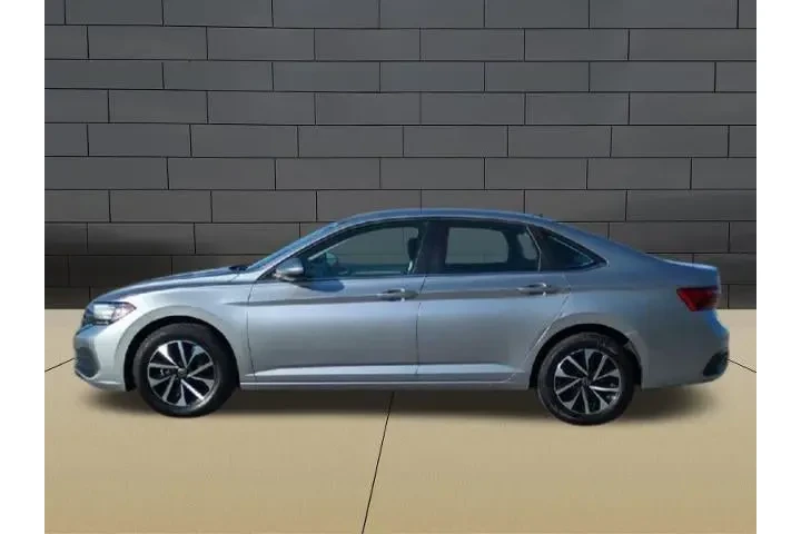 $17988 : Volkswagen Jetta 2024 S 4dr image 5