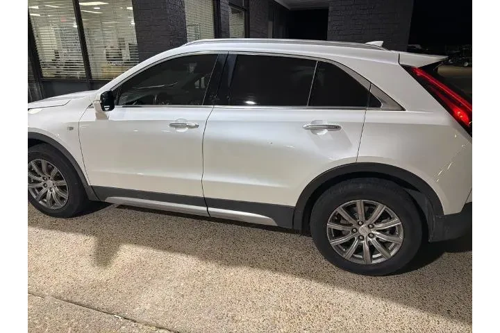 $22876 : Cadillac XT4 2021 Premium Lu image 2