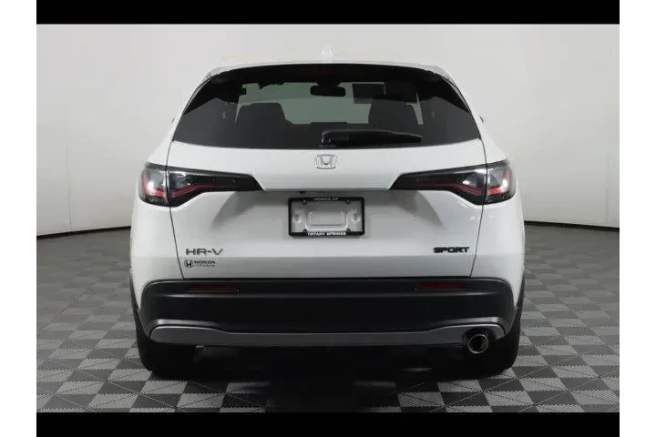 $30875 : Honda HR-V 2024 AWD Sport 4d image 6