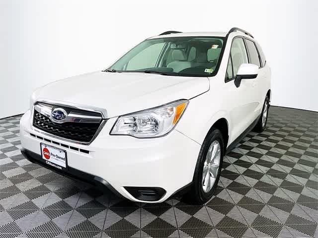 $11964 : PRE-OWNED 2016 SUBARU FORESTE image 4