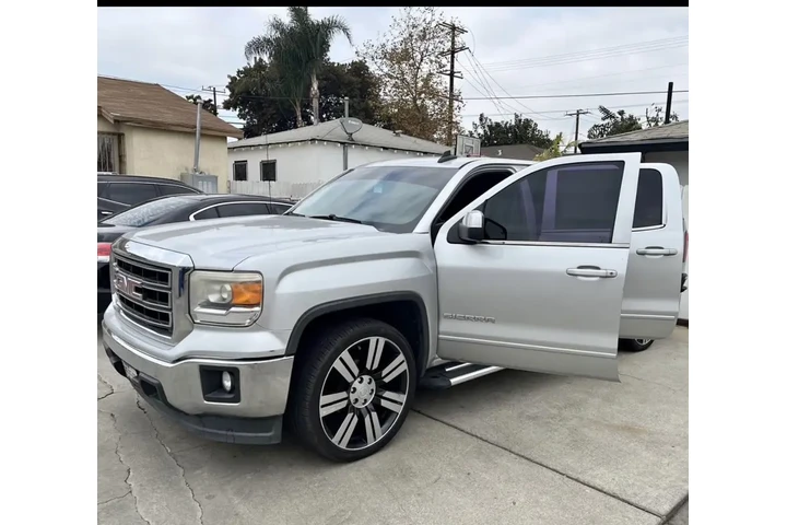 $11000 : GMC SIERRA 2015 barata image 4
