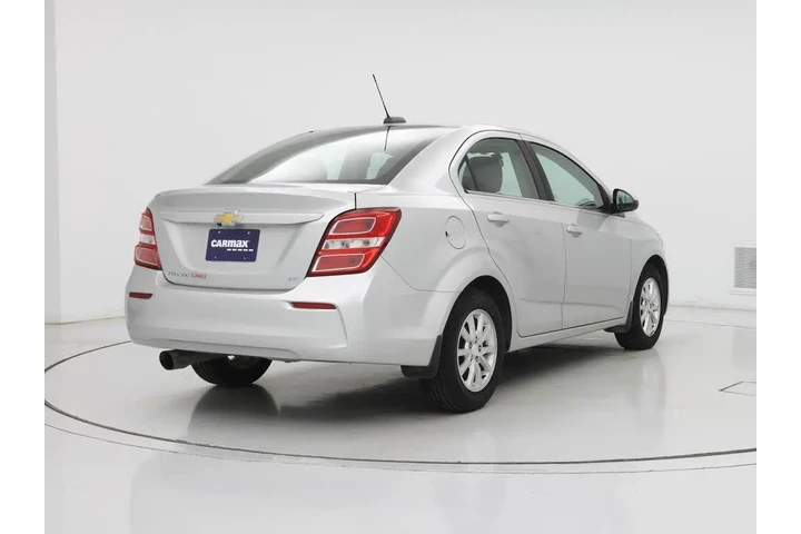 $13599 : Chevrolet Sonic 2018 LT Auto image 8