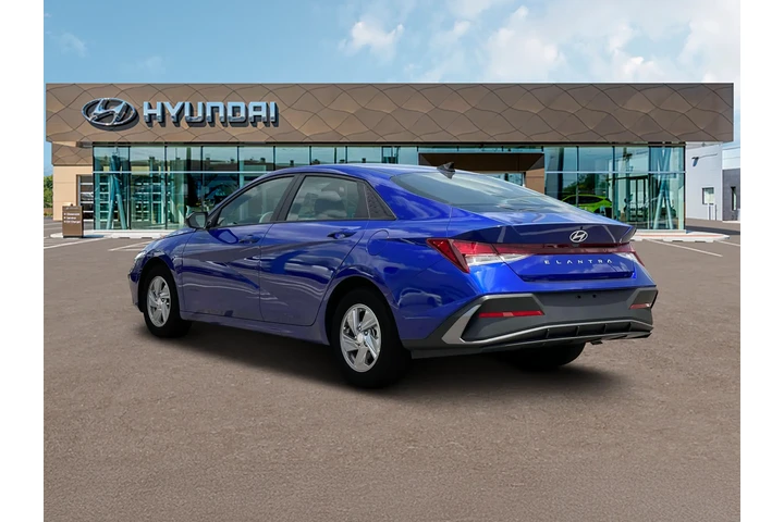 $17999 : Hyundai ELANTRA 2024 SE 4dr image 5