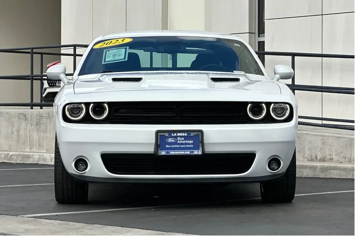 $24900 : Dodge Challenger 2023 SXT 2d image 8