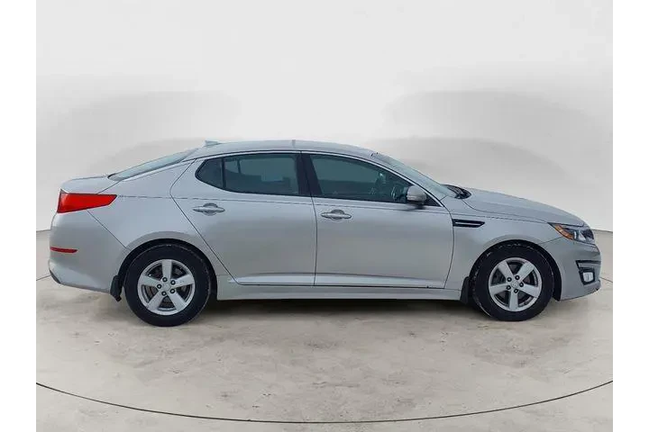 $8961 : Kia Optima 2015 LX 4dr Sedan image 6