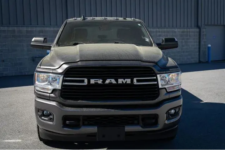 $39877 : Ram 3500 2020 4x2 Big Horn 4 image 2