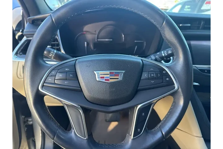 $17000 : Cadillac XT5 2017 4dr SUV image 10