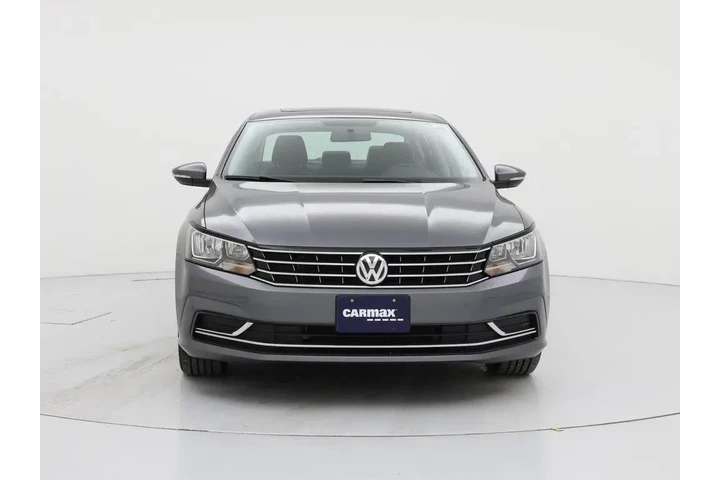 $15998 : Volkswagen Passat 2018 2.0T image 5