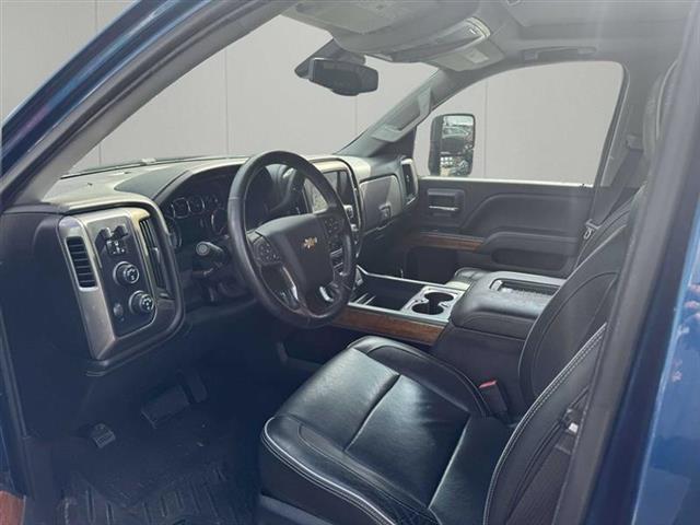 2017 Silverado 1500 HIGH COUN image 9