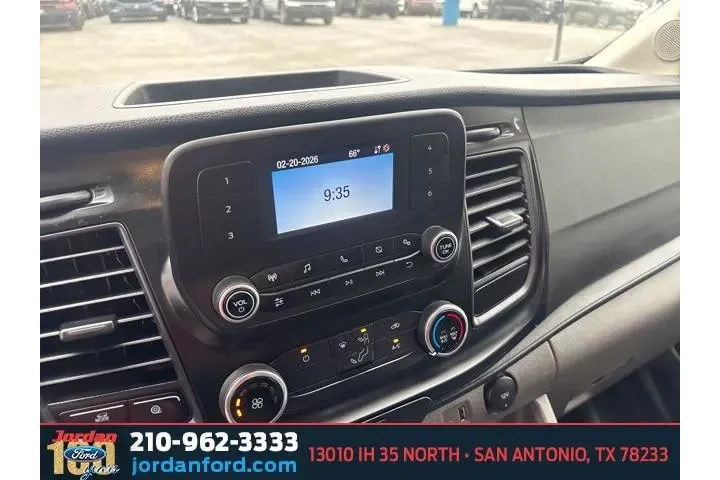 $33038 : Ford Transit 2023 250 3dr SW image 10