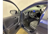 $35989 : Gold Certified2025 RAV4 Hybri thumbnail
