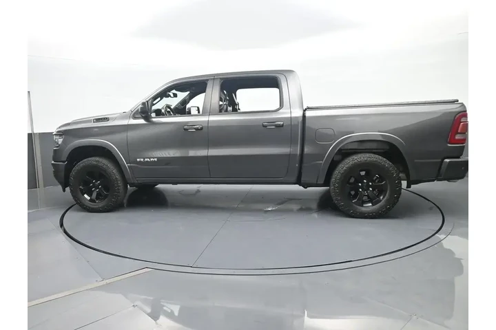 $28991 : Ram 1500 2020 4x2 Laramie 4d image 3