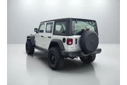 $27999 : Jeep Wrangler Unlimited 2022 thumbnail