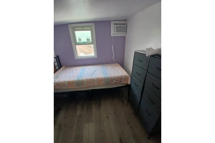$650 : SE RENTA CUARTO image 3