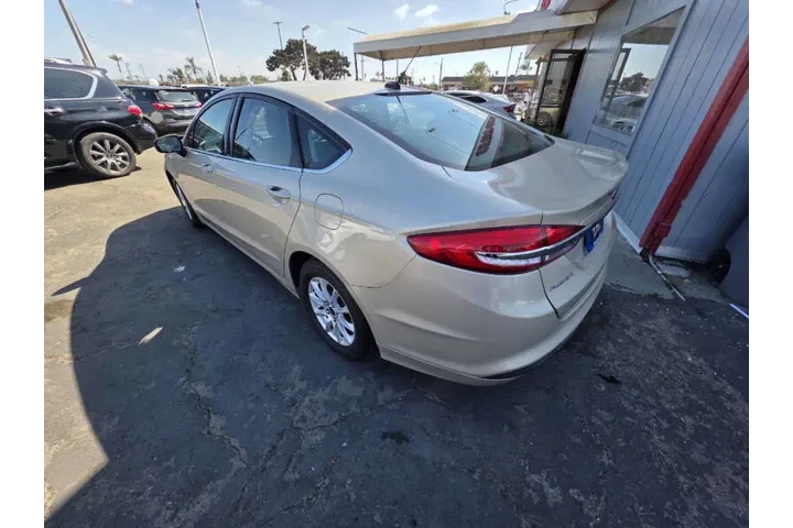 2017 Fusion S image 6