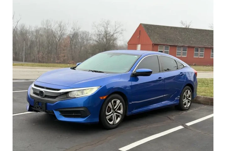 $8999 : 2016 Civic LX image 2
