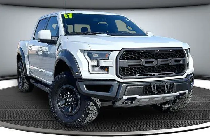 $29000 : Ford F-150 2017 4x4 Raptor 4 image 3