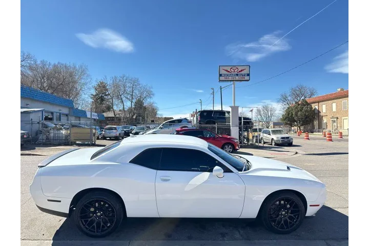 $14995 : 2015 Challenger SXT image 4