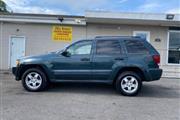 $3995 : 2005 Grand Cherokee Laredo thumbnail