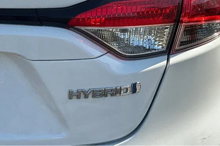 $16222 : Toyota Corolla Hybrid 2021 L image 6