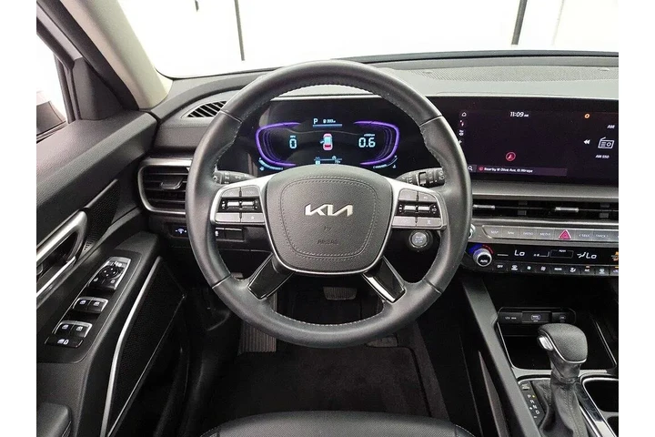 $32998 : Kia Telluride 2025 LX 4dr SU image 10